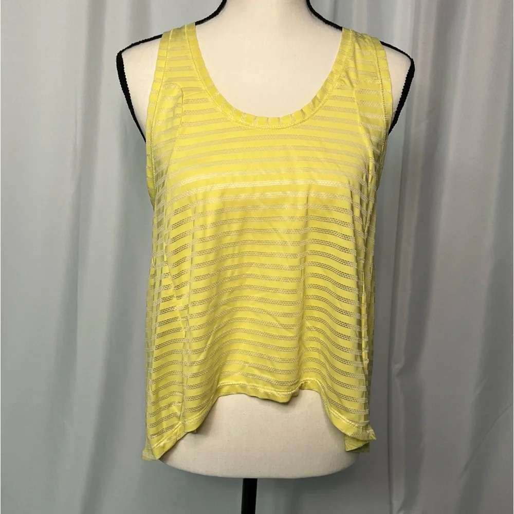 Zyia Active Lemon Yellow Nimbus Split Back Tank - size Medium